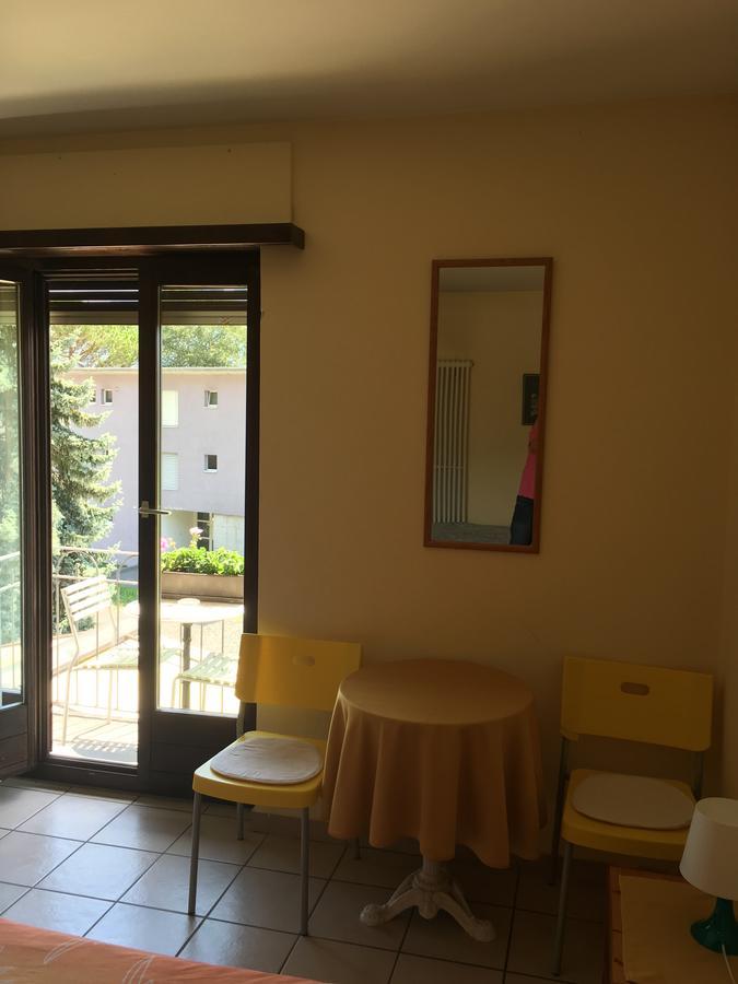 Hotel Ristorante Campagna à Cugnasco Extérieur photo